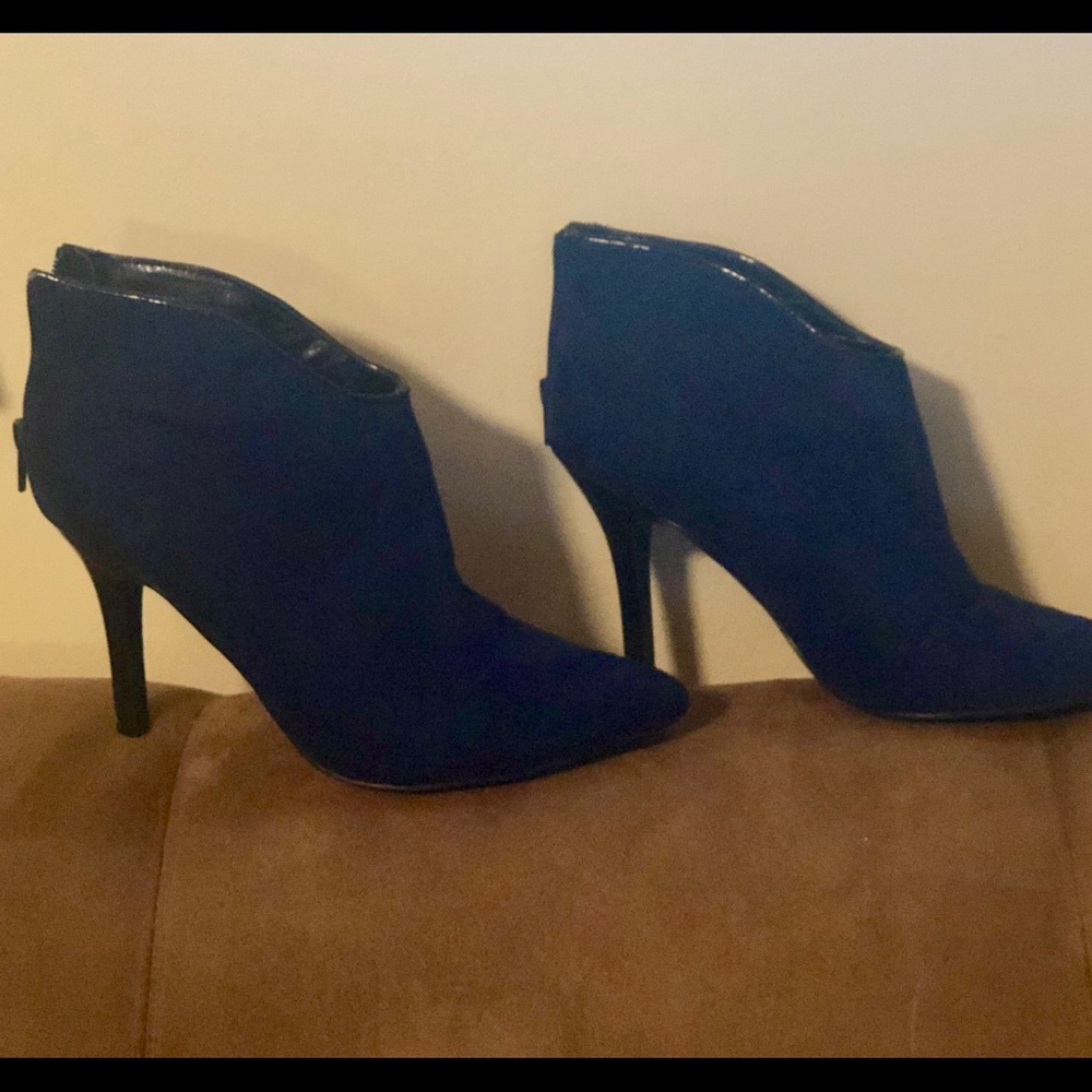 Royal blue Carlos Santana suede bootie - Picture 3 of 6